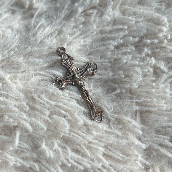 Jewelry - Inri Cross Pendant